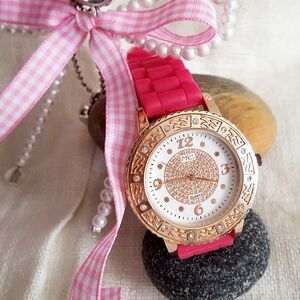MC🎀Rose Gold & Pink Silicone Fashion Watch|Crystal & Filigree Detail
